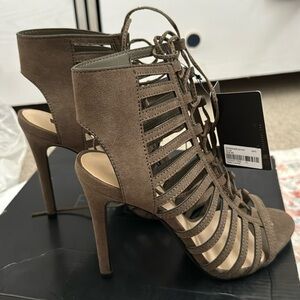 NWT Olive Lace-Up Strappy High Heels
